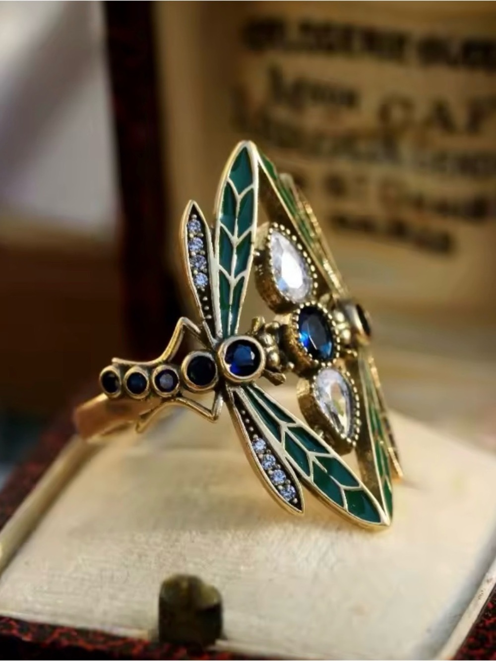 Blue and Green Statement Vintage Ring - Picture 4 of 4